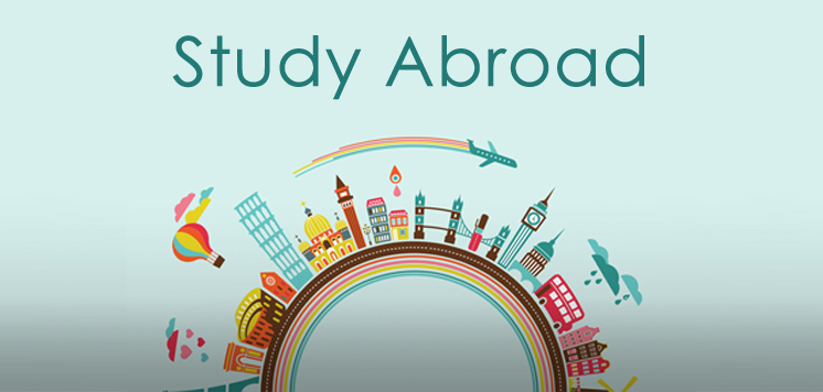 8 Benefits to Studying Abroad